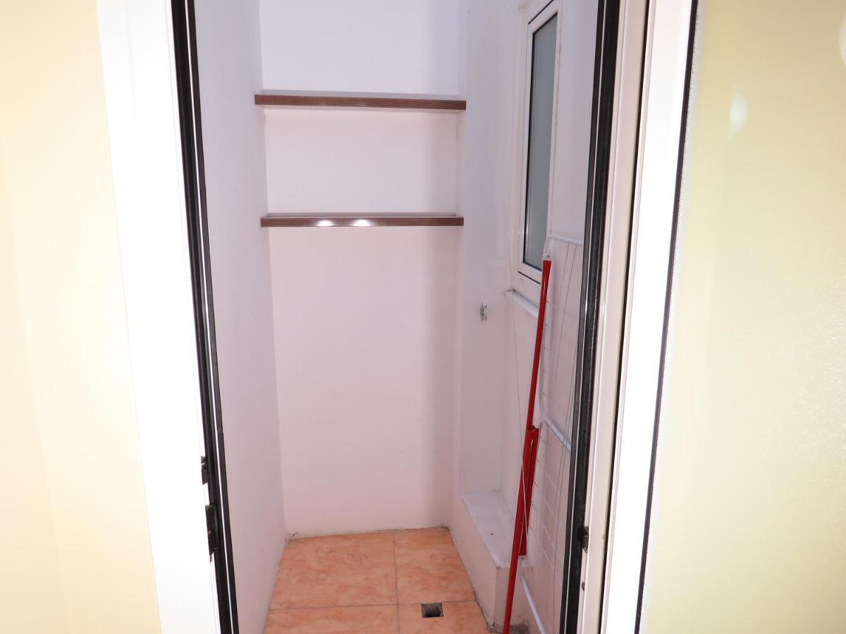 San Pedro 64 Ap Apartment Lugo Bagian luar foto