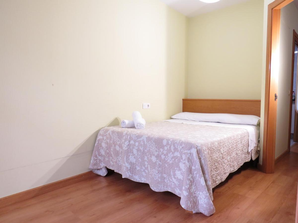 San Pedro 64 Ap Apartment Lugo Bagian luar foto