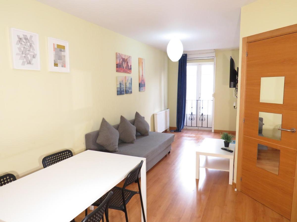 San Pedro 64 Ap Apartment Lugo Bagian luar foto