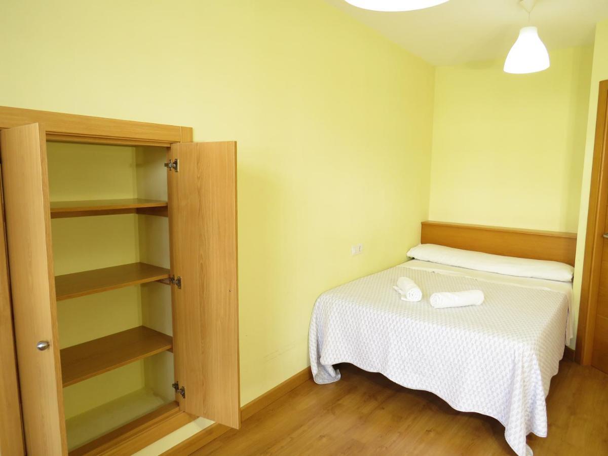 San Pedro 64 Ap Apartment Lugo Bagian luar foto