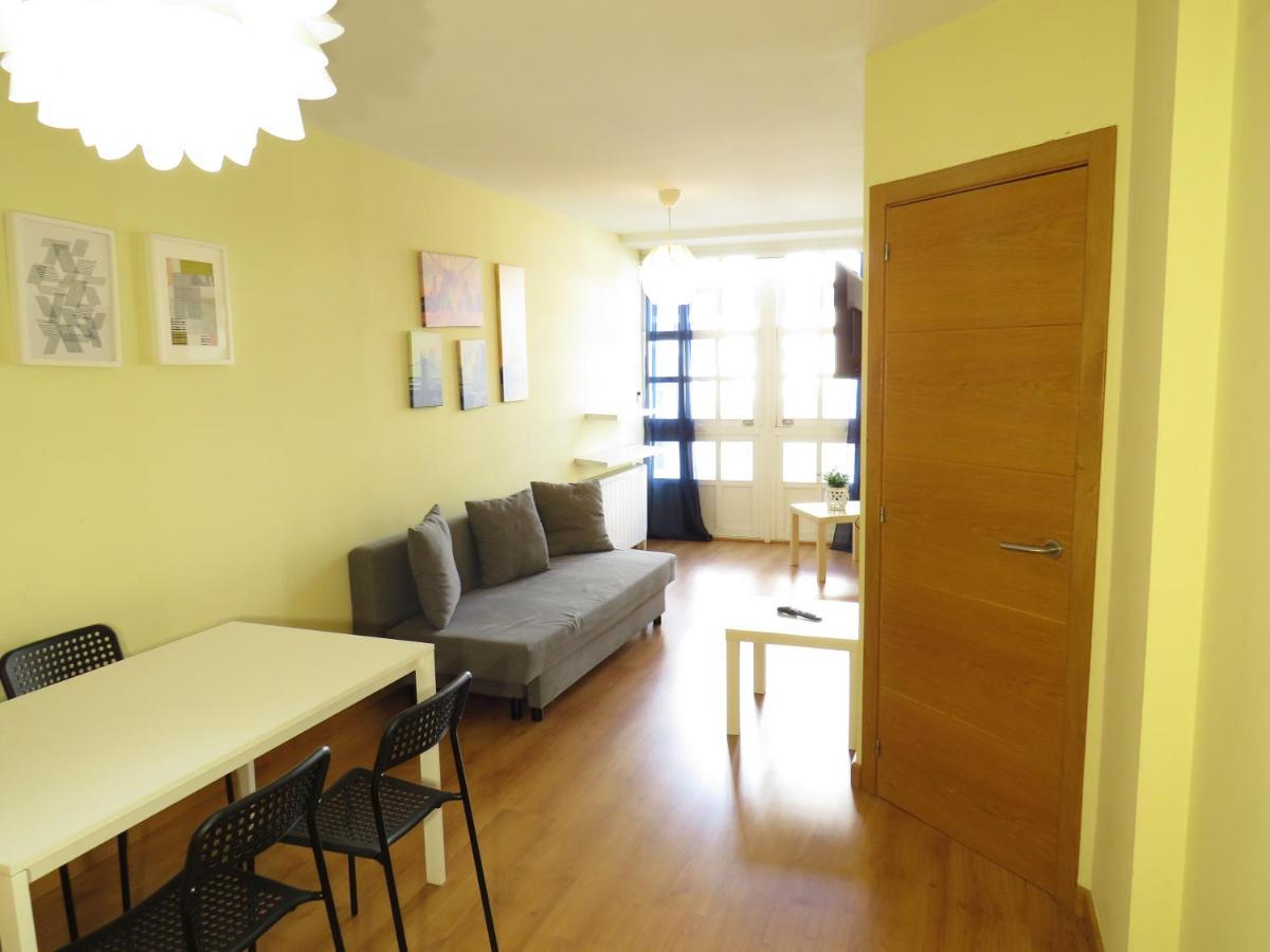 San Pedro 64 Ap Apartment Lugo Bagian luar foto