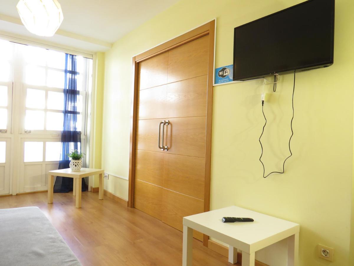 San Pedro 64 Ap Apartment Lugo Bagian luar foto