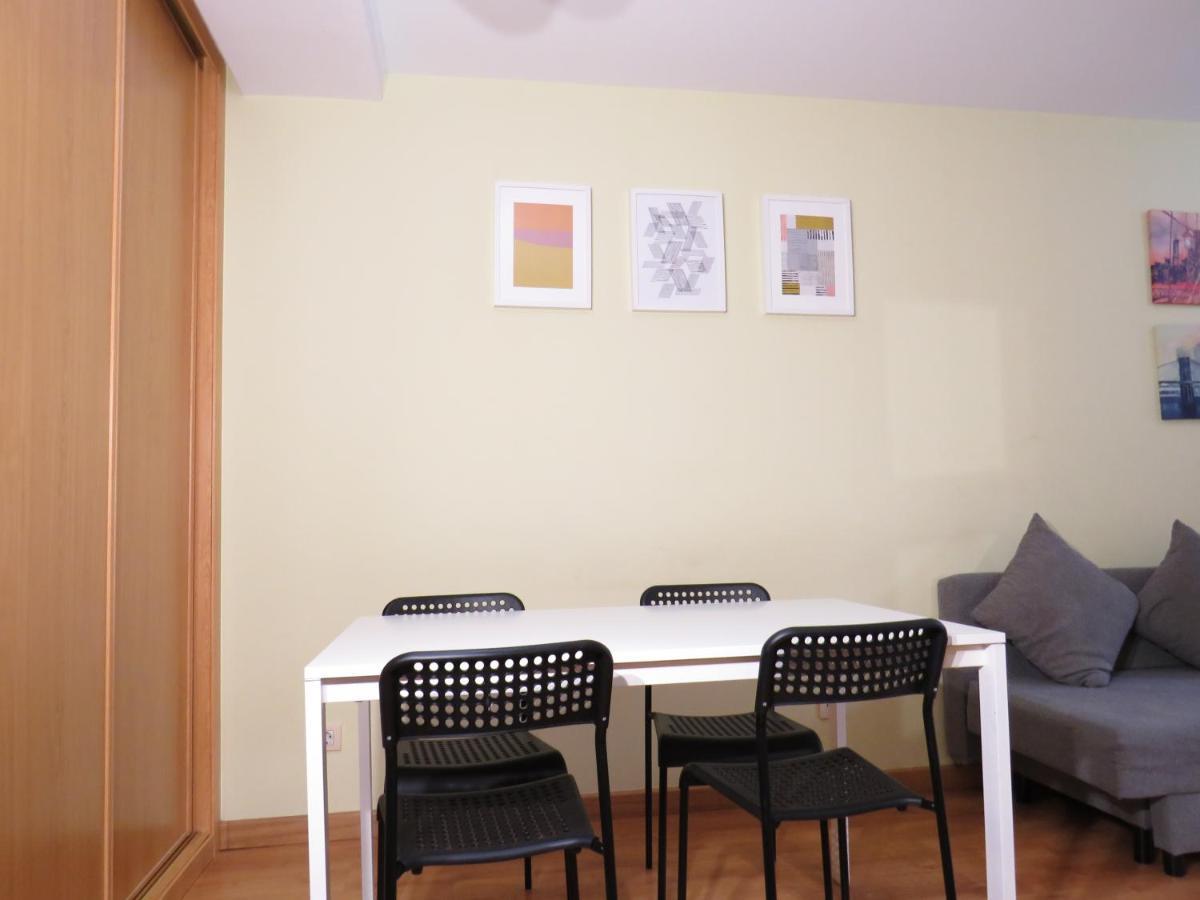 San Pedro 64 Ap Apartment Lugo Bagian luar foto