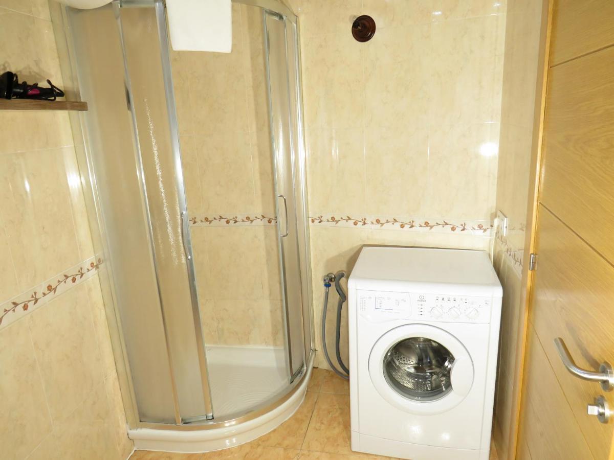 San Pedro 64 Ap Apartment Lugo Bagian luar foto